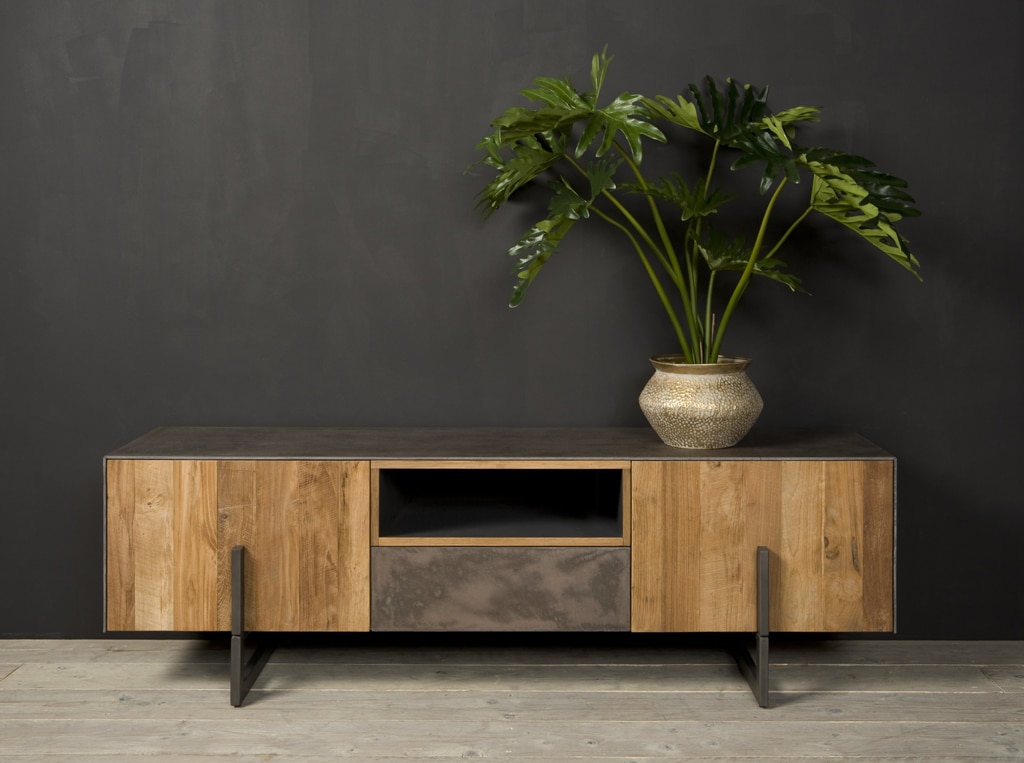 infrastructuur Alarmerend maak je geïrriteerd Tv meubel Ora 167x45x53 cm gerecyled teak online bestellen bij Meubelcity.nl infrastructuur Alarmerend maak je geïrriteerd Tv meubel Ora 167x45x53 cm gerecyled teak online bestellen bij Meubelcity.nl