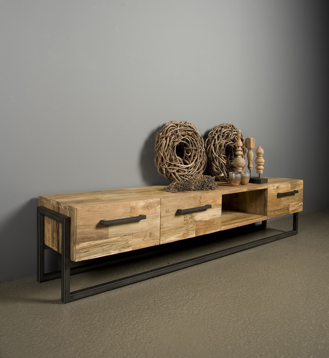 Tv meubel Potenza 206x45x45 cm oud teak