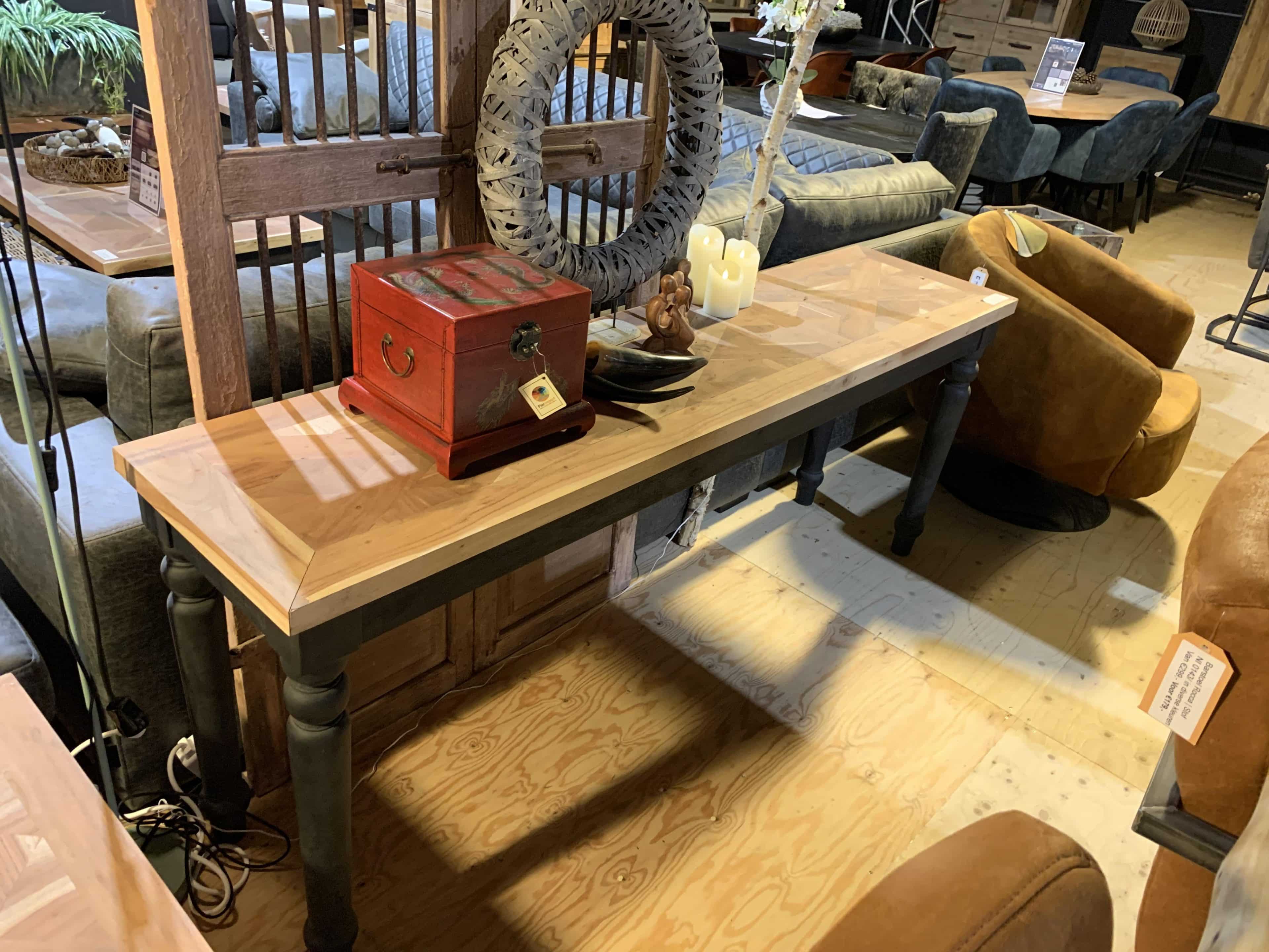 UrbanSofa Rochdale sidetable