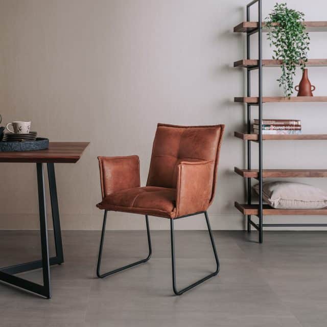 Tower Living eetkamerstoel Seda met arm cognac