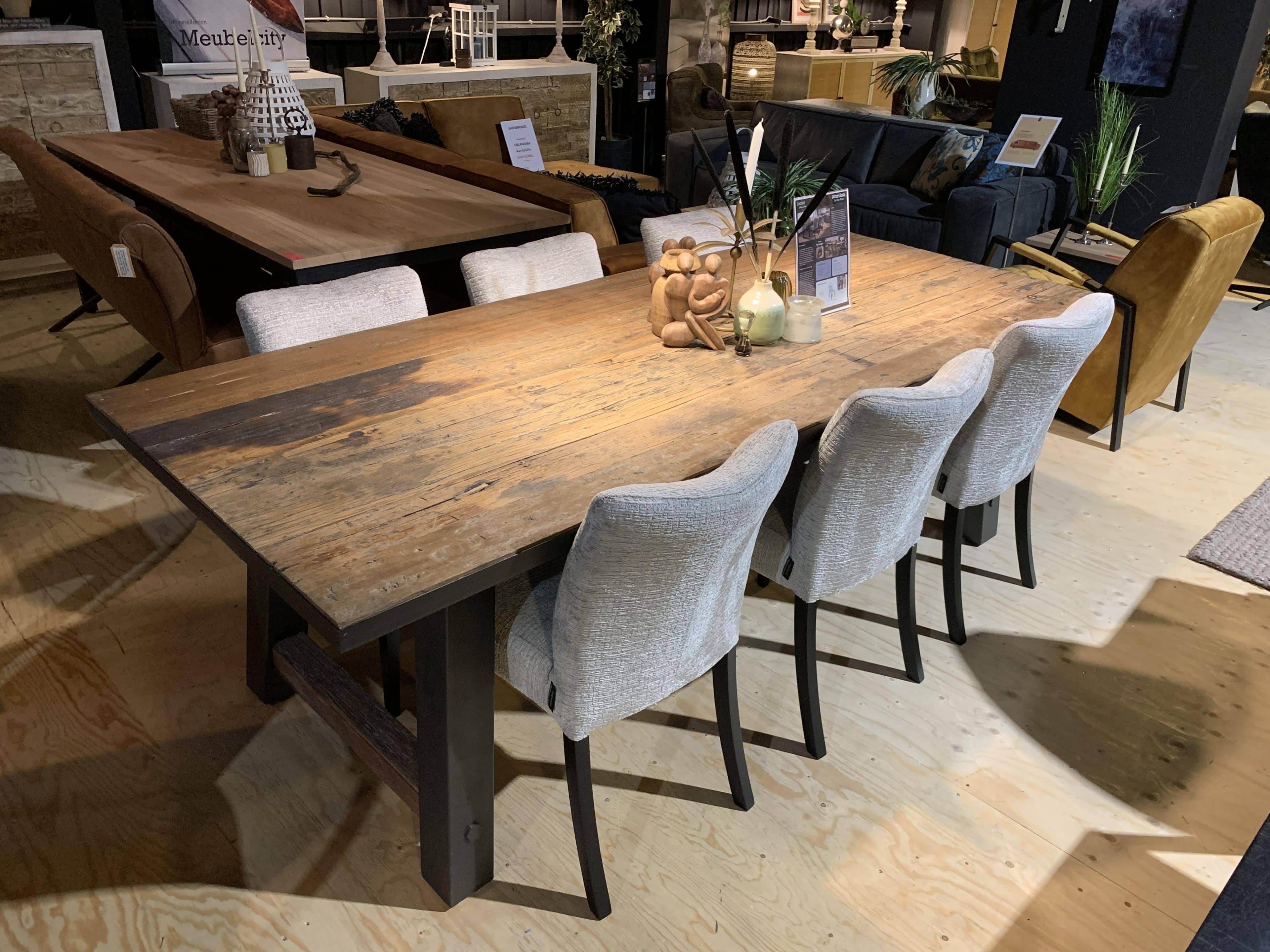 SHOWMODEL eettafel 240 cm bestellen bij Meubelcity.nl
