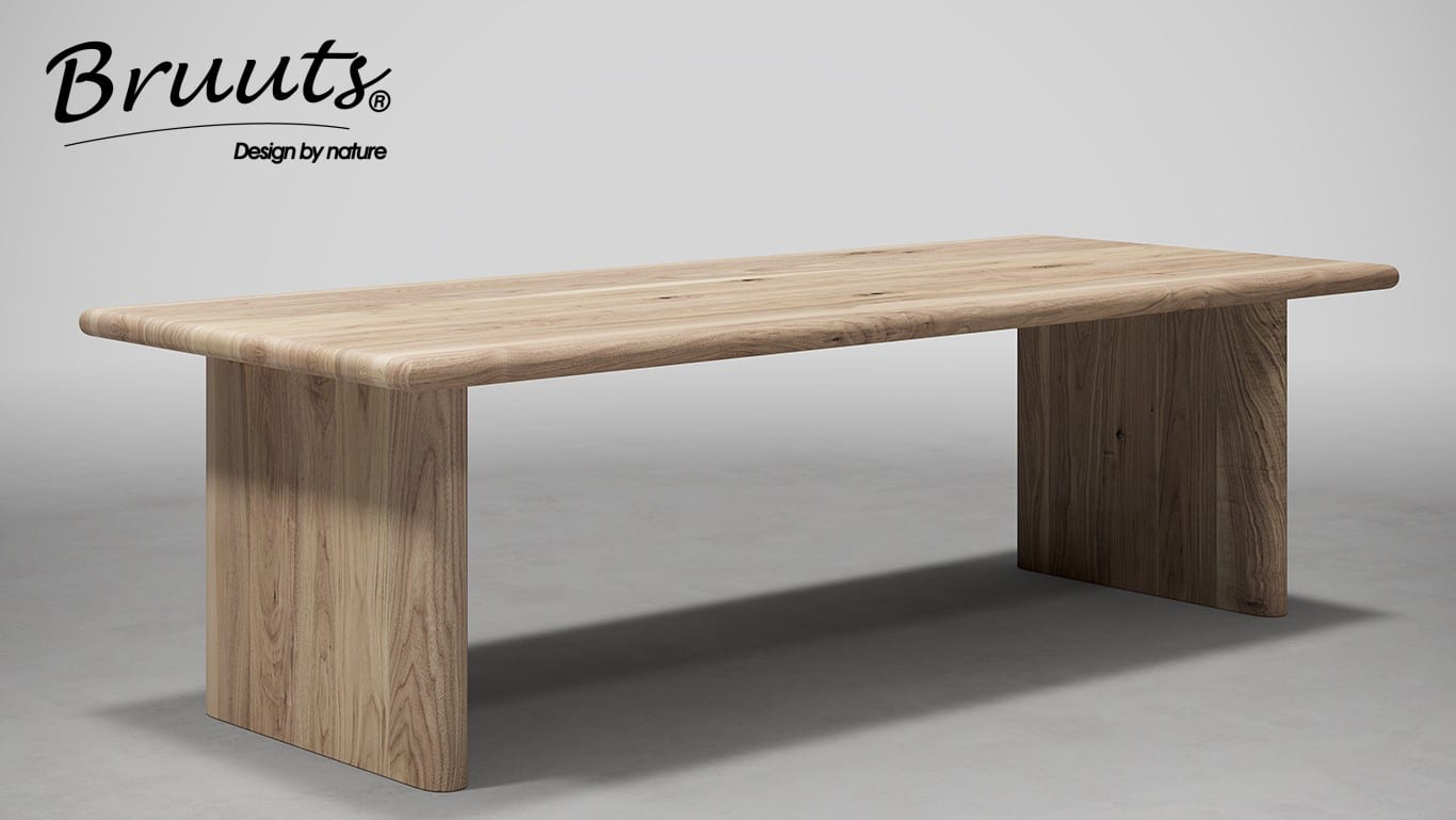 SHOWMODEL UrbanSofa Bruuts eettafel rechthoek afgeronde rand kolompoot hout afgerond