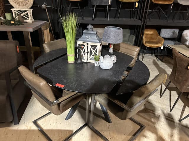 SHOWMODEL Tower Living set van 4 stuks armstoelen Bastia bruin