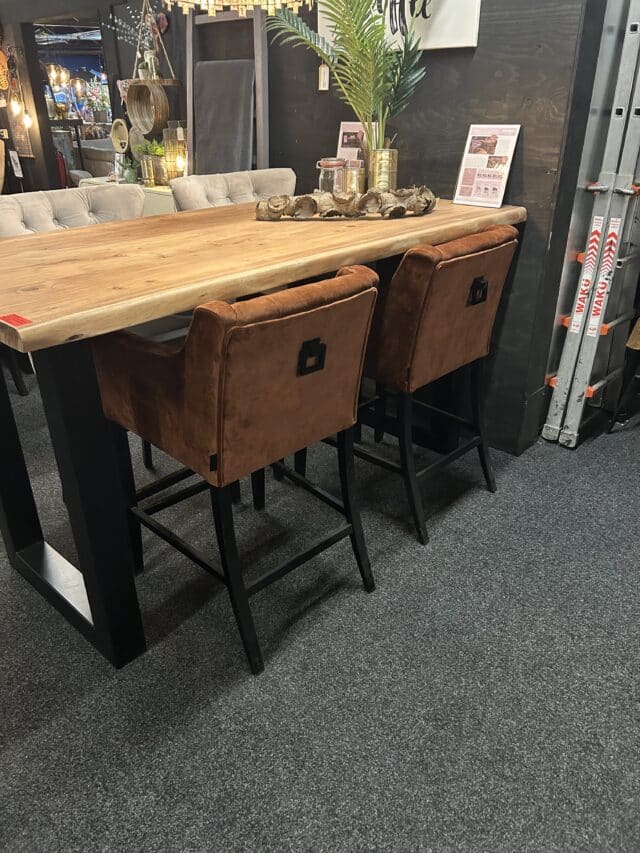 SHOWMODEL UrbanSofa barstoelen hoog set van 2 Raven