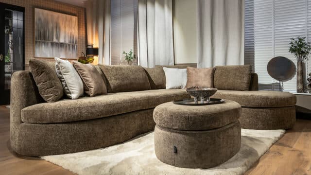 UrbanSofa-Ella-Hoekbank-met-Hocker-in-Charmonix-Espresso-1